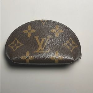 Louis Vuitton change clutch!